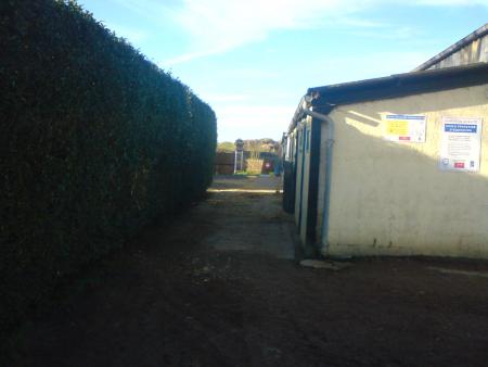 allee pour allez aux boxes